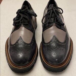 Johnston & Murphy Men’s Two Tone Patent Leather Wingtip Shoes 9M. Made in Italy
